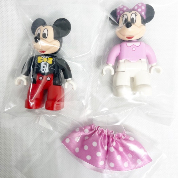 LEGO® 10941 Mickey & Minnie Birthday Train - ToyPro  Duplo Mickey and Minnie with Balloons